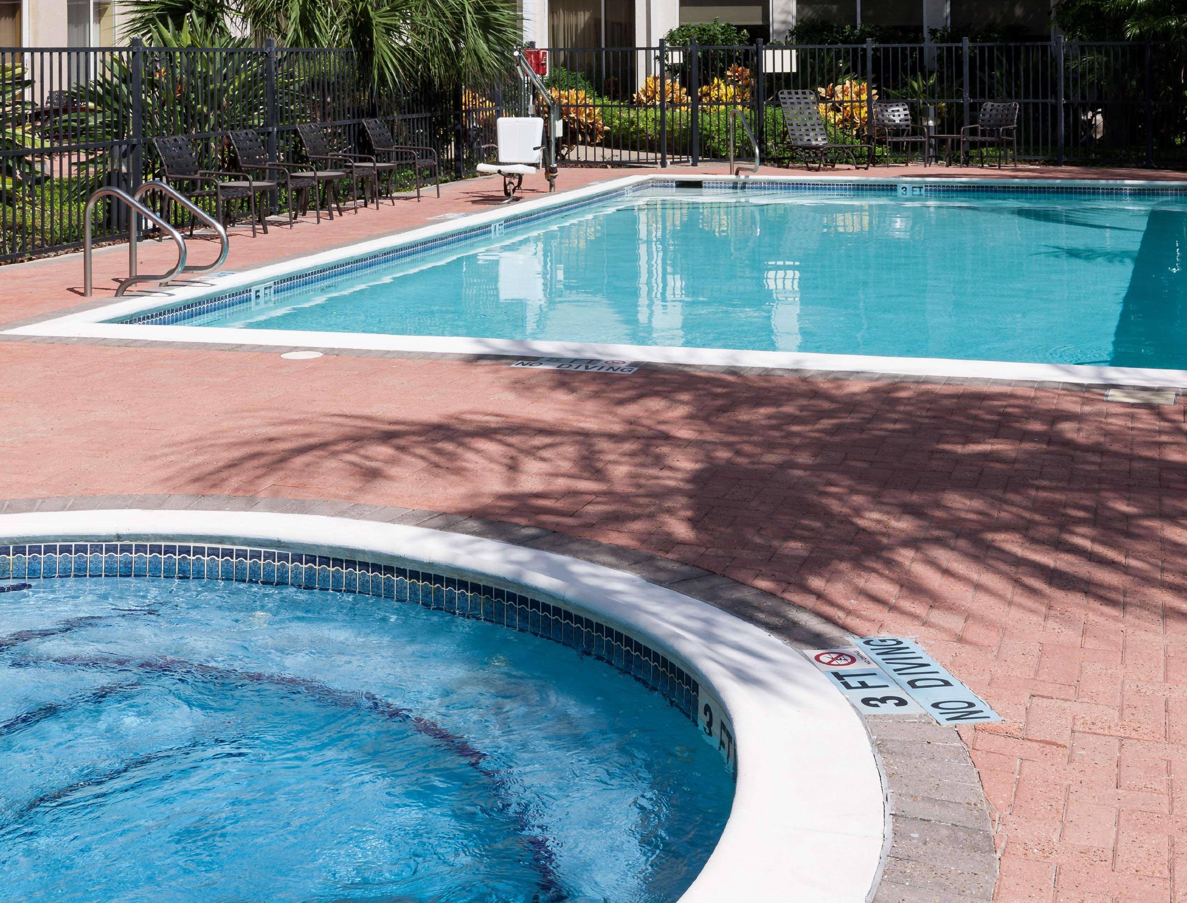 Hilton Garden Inn Mcallen Airport מראה חיצוני תמונה