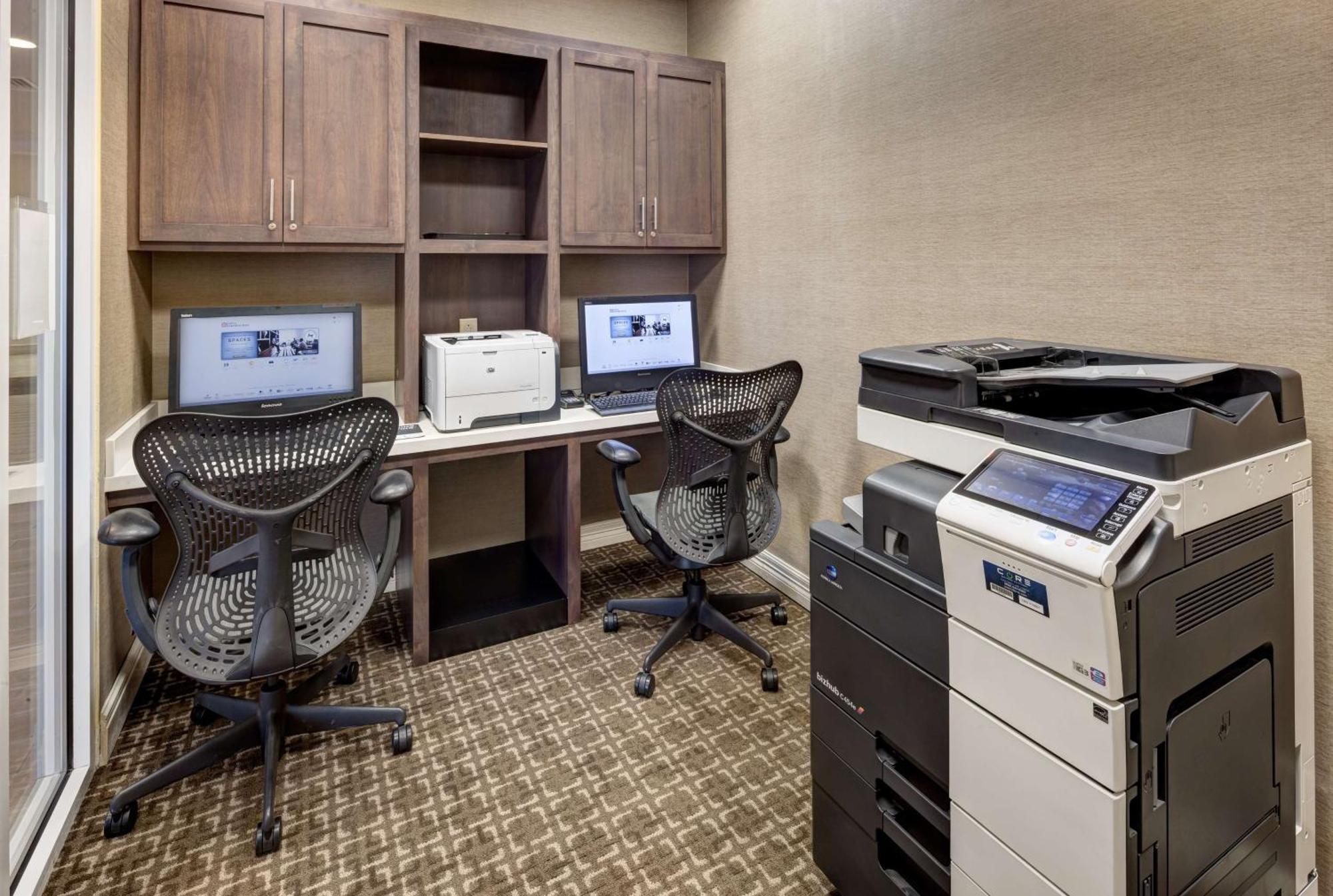 Hilton Garden Inn Mcallen Airport מראה חיצוני תמונה