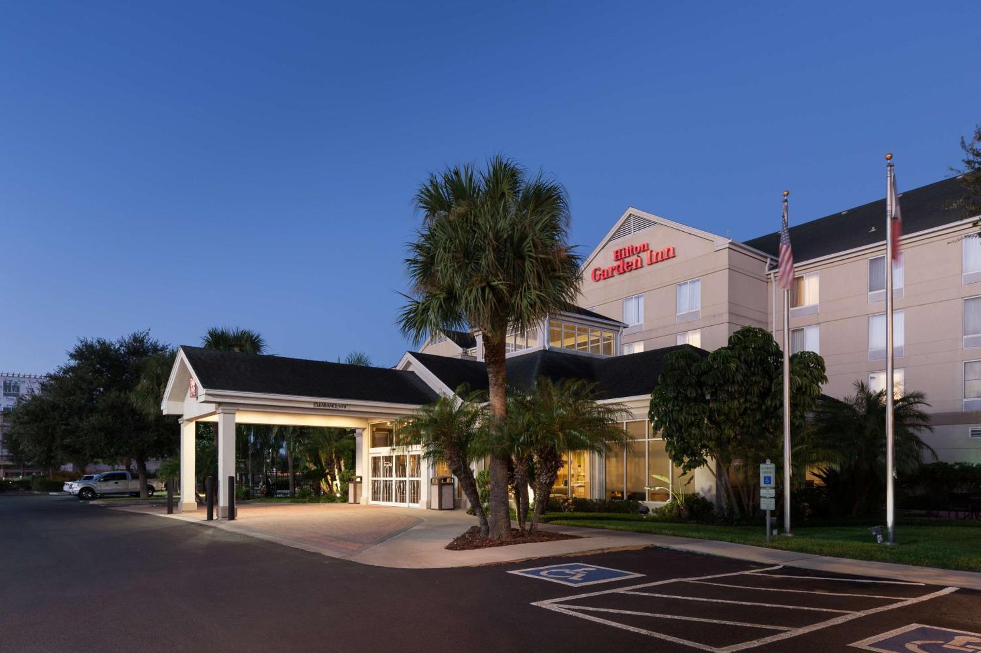 Hilton Garden Inn Mcallen Airport מראה חיצוני תמונה